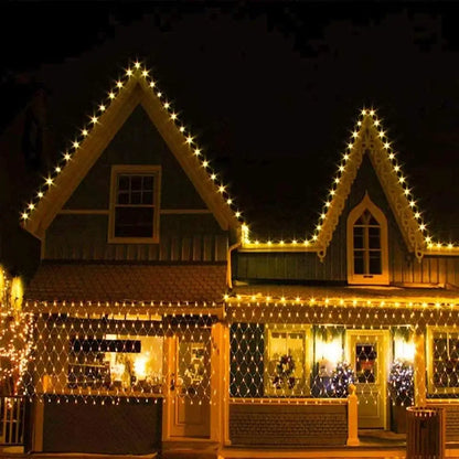 Instalație Crăciun tip plasă – lumină LED alb cald, fir transparent, interconectabilă, interior/exterior